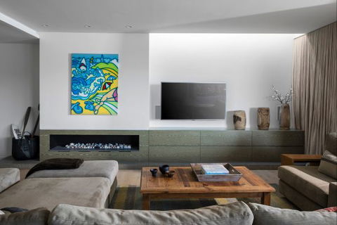 Pittwater Beach House - Mackay Tourism 6