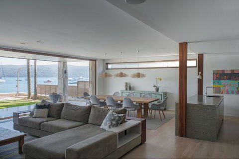 Pittwater Beach House - Mackay Tourism 7