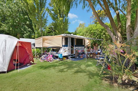 Port Fairy Holiday Park - Mackay Tourism 1