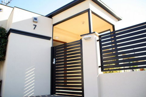 Sunset Retreat - Mackay Tourism 1