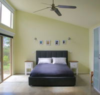 Tilba Coastal Retreat - Mackay Tourism