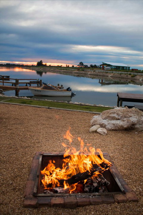 Villa Serra - Mackay Tourism 5