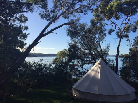 Wingtons Glamping Clarence Point - Mackay Tourism 4