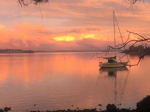 Wingtons Glamping Clarence Point - Mackay Tourism 7