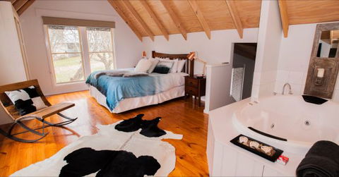 Abby's Cottages - Mackay Tourism 1