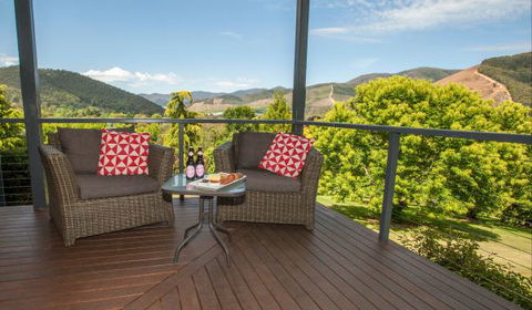 Abby's Cottages - Mackay Tourism 3