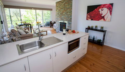 Abby's Cottages - Mackay Tourism 5
