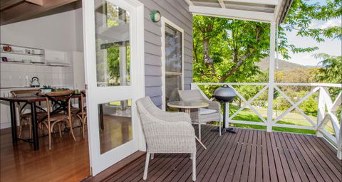 Abby's Cottages - Mackay Tourism 8