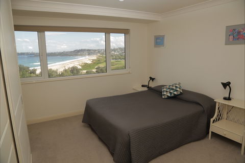 A Beach House Near Manly Two - Mackay Tourism 4