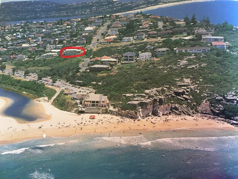A Beach House Near Manly Two - Mackay Tourism 7