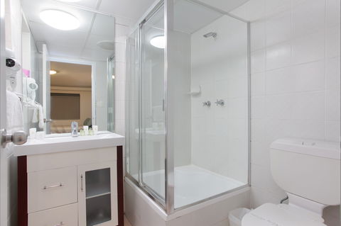 Central Railway Hotel - Mackay Tourism 5