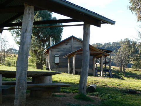 Gaddleen Grove Cottages - Mackay Tourism 5