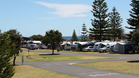 Moana Beach Tourist Park - Mackay Tourism 0