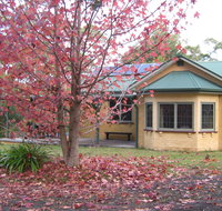 Narrawallee Creek Studio - Mackay Tourism