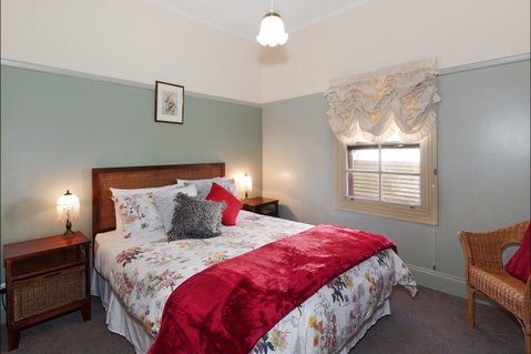 Ripon Cottage - Mackay Tourism 1