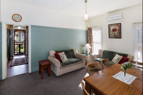 Ripon Cottage - Mackay Tourism 2