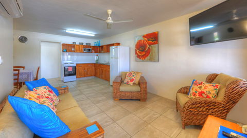 Sky View Units - Mackay Tourism 2