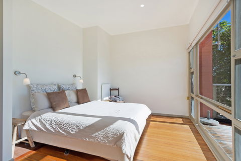 The Love Shack: Pambula Beach - Mackay Tourism 7