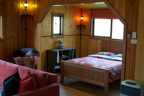 Tiandi Wildlife Sanctuary Farm Stay - Jambalaya Cottage - Mackay Tourism 1