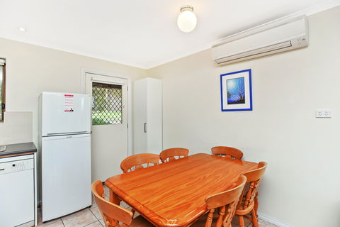Unit 3, 5-/ Surf Avenue, Carrickalinga - Mackay Tourism 4