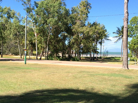 Arcadia Village Motel - Mackay Tourism 3
