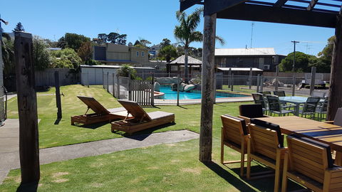 Boat Ramp Motel - Mackay Tourism 0