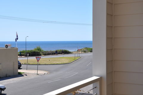 Century 21 SouthCoast: Bayside Aldinga Beach - Mackay Tourism 9
