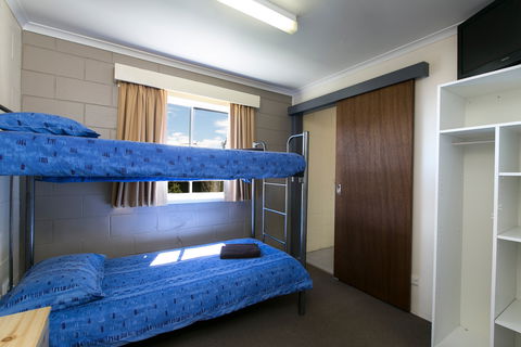 Cooroona Alpine Lodge - Mackay Tourism 3