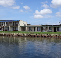 Coral Tree Lodge Tourist Park