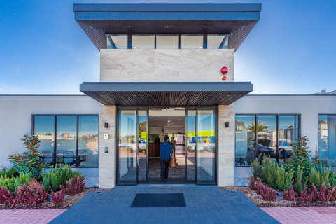 Country Comfort Perth - Mackay Tourism 0