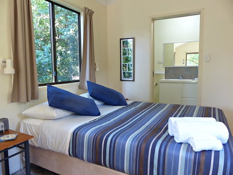 Daintree Valley Haven - Mackay Tourism 0