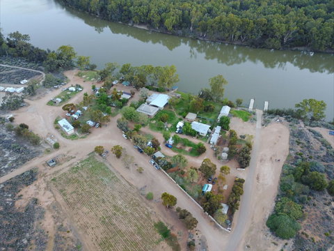 Fort Courage Caravan Park - Mackay Tourism 0