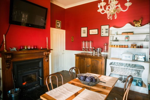 Glencoe Country Bed And Breakfast - Mackay Tourism 0
