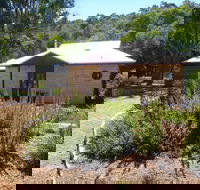 Jalbrook  Estate-  CottagesAlpacasGallery  Function Centre - Mackay Tourism