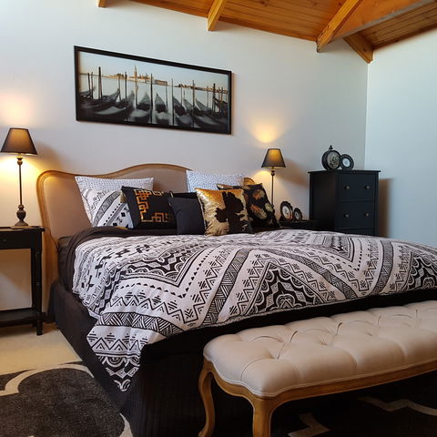 La Maison Riviere - The River House Bed And Breakfast - Mackay Tourism 1