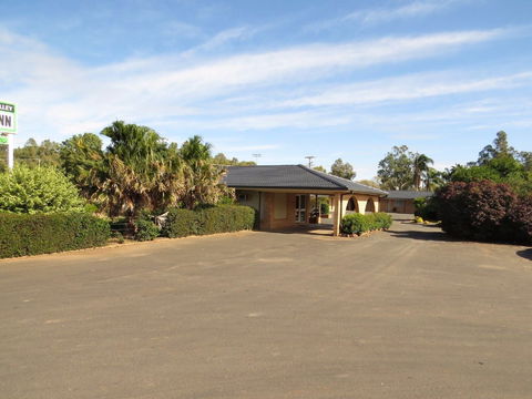 Macquarie Valley Motor Inn - Mackay Tourism 0