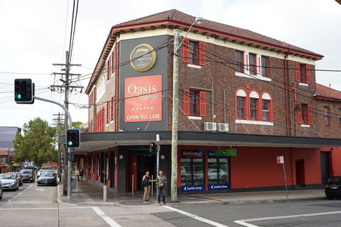 Oasis On Beamish Hotel - Mackay Tourism 4