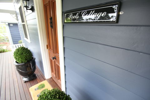 Poets Cottage - Mackay Tourism 1