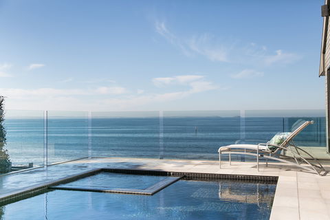 RT Edgar Flinders - Mackay Tourism 0