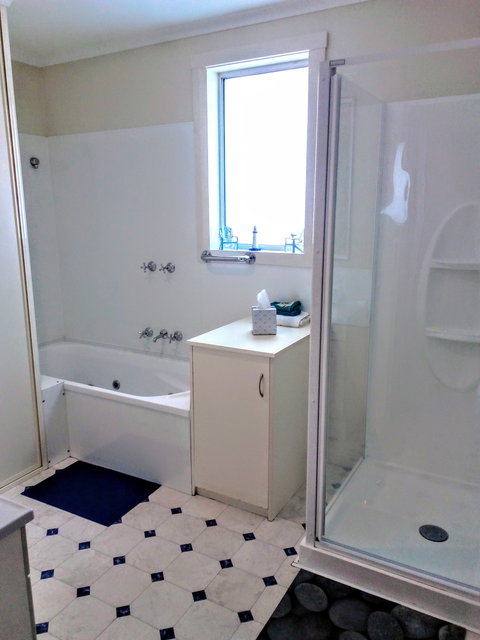 Sails On Port Sorell Boutique Apartments - Mackay Tourism 3