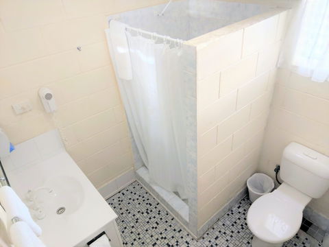 Sail Inn - Yeppoon - Mackay Tourism 5