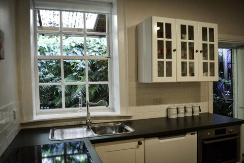 Surgeons Cottage - Mackay Tourism 2