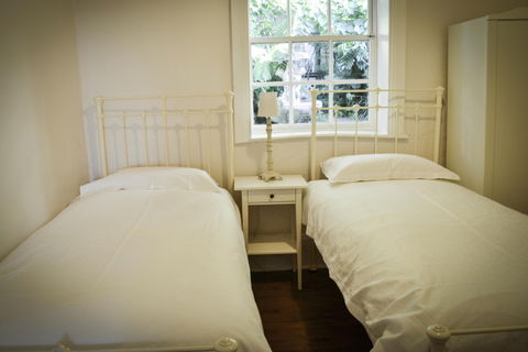Surgeons Cottage - Mackay Tourism 5