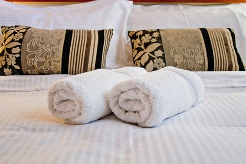 Alpenhorn Holiday Units - Mackay Tourism 2