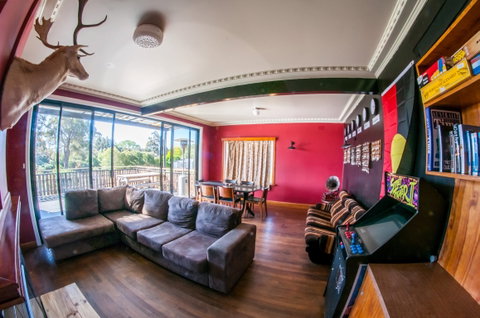 Bairnsdale Workers Accommodation - Mackay Tourism 0
