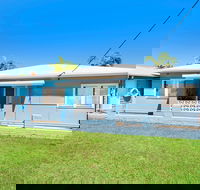 Central n Surf - Mackay Tourism