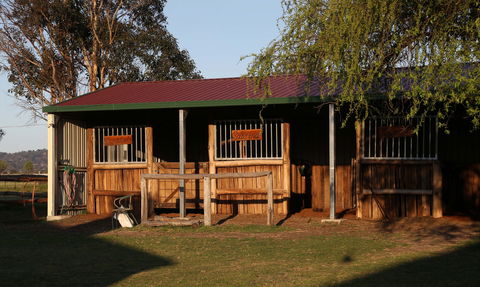 Deepwater Inn - Mackay Tourism 2