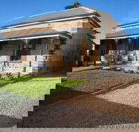 Kingfisher Lodge Edithburgh - Mackay Tourism