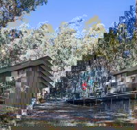 Lyrebird Cottage - Mackay Tourism