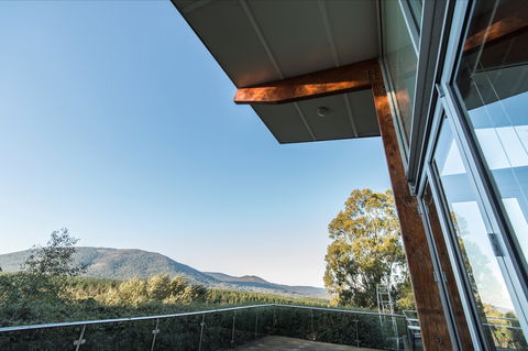 Macedon Ranges Hotel & Spa - Mackay Tourism 2